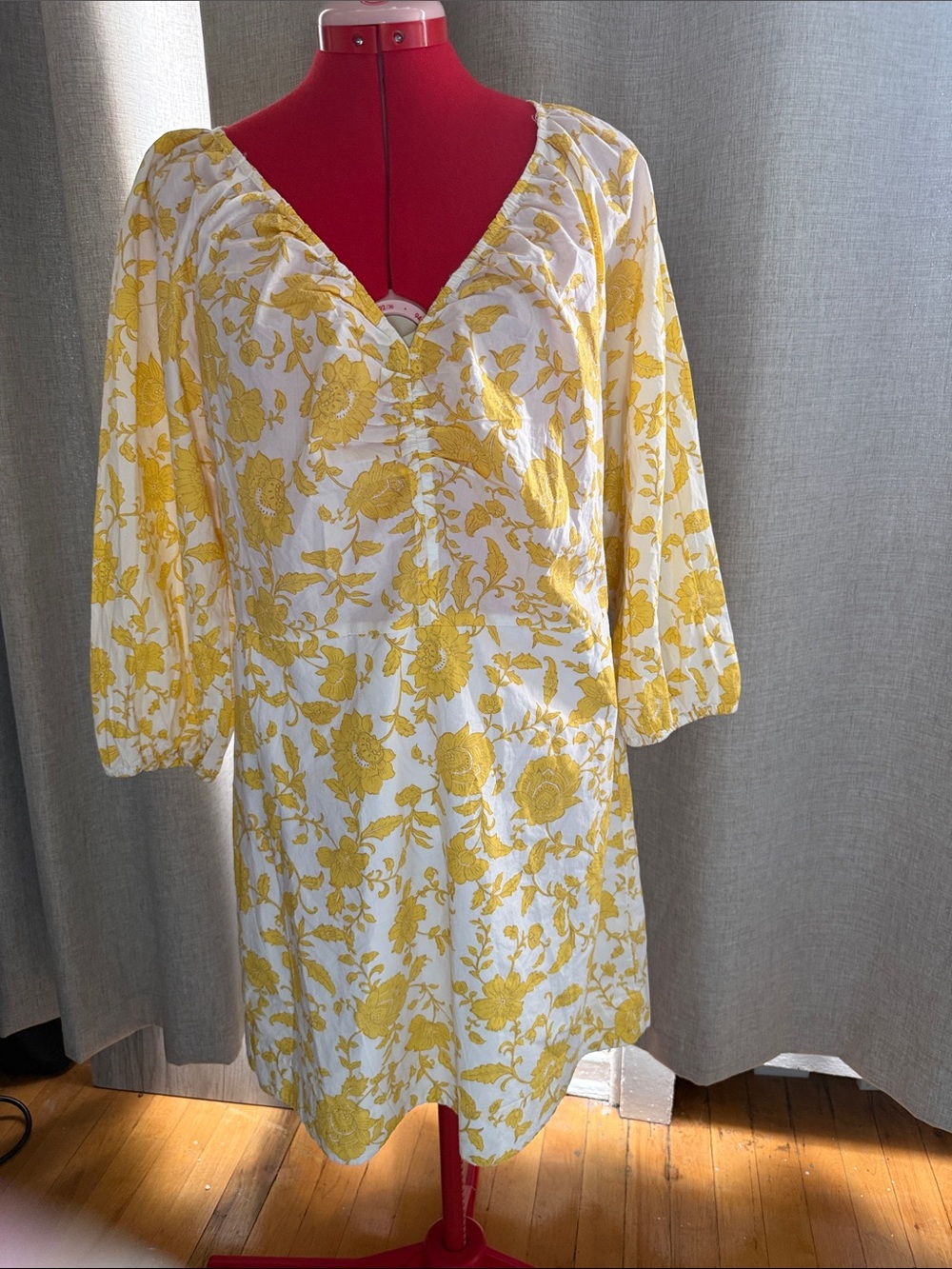Loft Women's Yellow Floral V-Neck Dress- size 10